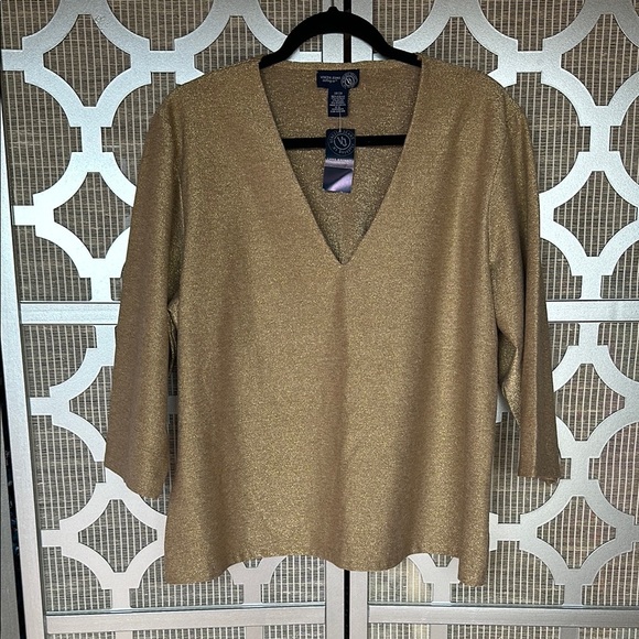 NWT Gold Relaxed Boxy 3/4 Sleeve Blouse - Picture 1 of 6